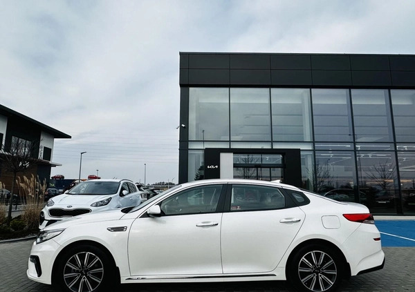 Kia Optima cena 79900 przebieg: 130798, rok produkcji 2018 z Gdańsk małe 232